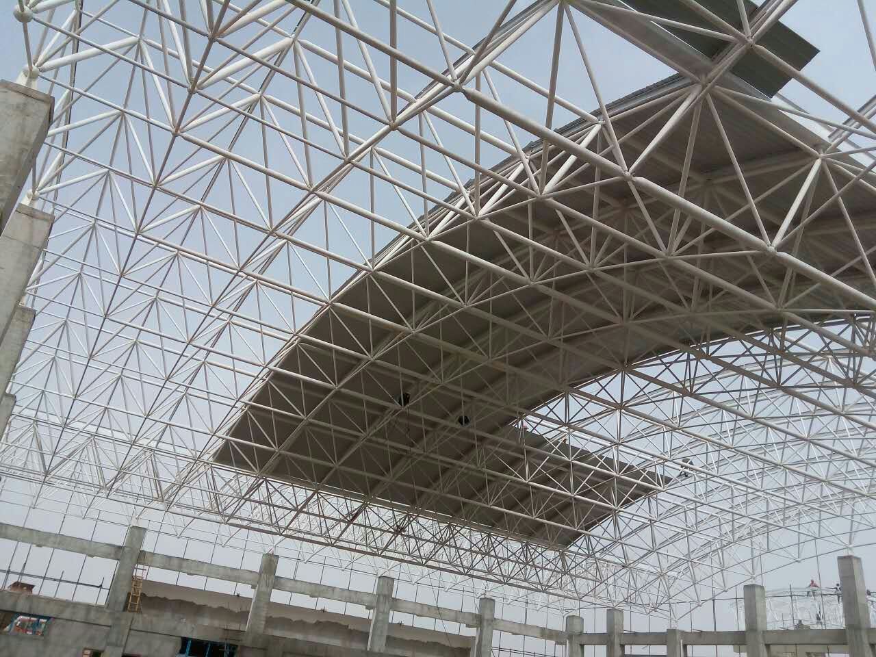 日喀则青岛一汽网架